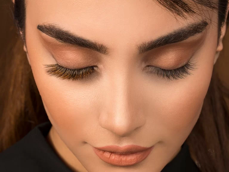 Yeşilova İpek Kirpik Uygulaması – Neslihan Yıldırım Nail Art Studio