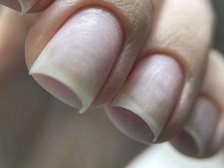 Yeşilova Manikür Uygulaması – Neslihan Yıldırım Nail Art Studio